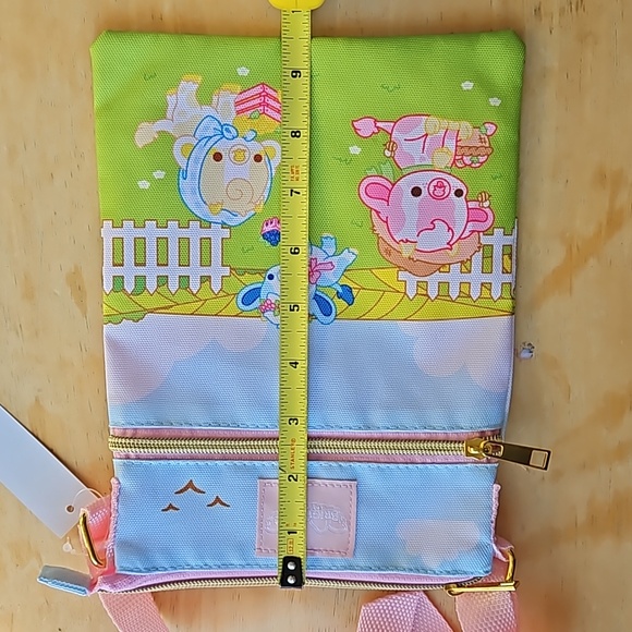 COWS PASSPORT BAG - Picture 9 of 11